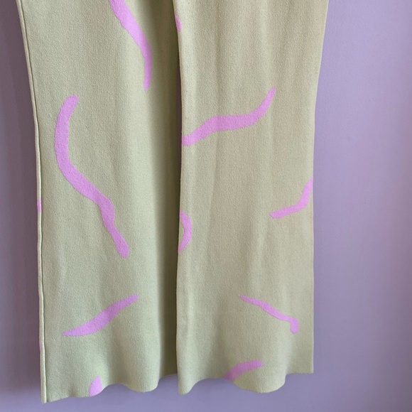 White Fox Knitted Flare Pants - Lime Green + Pink Retro Squiggle Pattern - Small - Picture 12 of 14